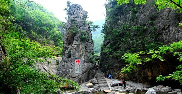 走遍中国——青天河 素有“北方三峡”和“桂林山水”之美誉。