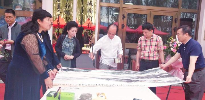 中国著名书画家于尚林受聘韩国新华报业集团文化艺术交流总顾问