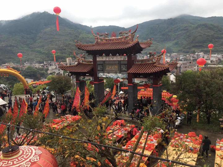 60万人为同一件事点赞原来是福建安溪县尚卿观音寺传圣火聚大爱恒爱汇