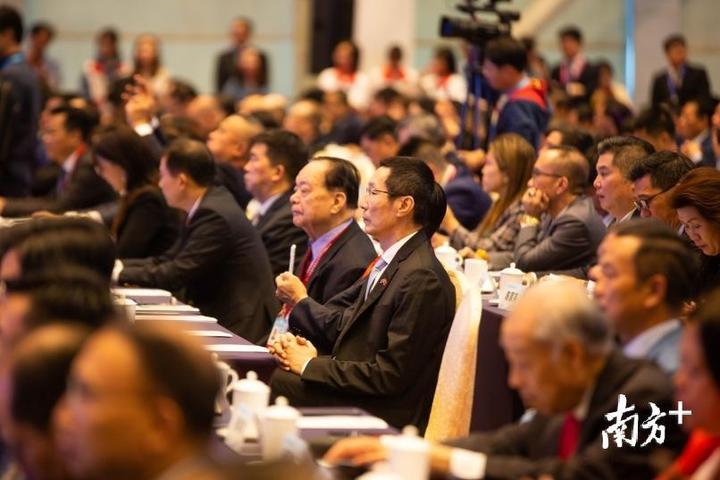 首届华侨华人粤港澳大湾区大会开幕，440多名海外侨胞参会