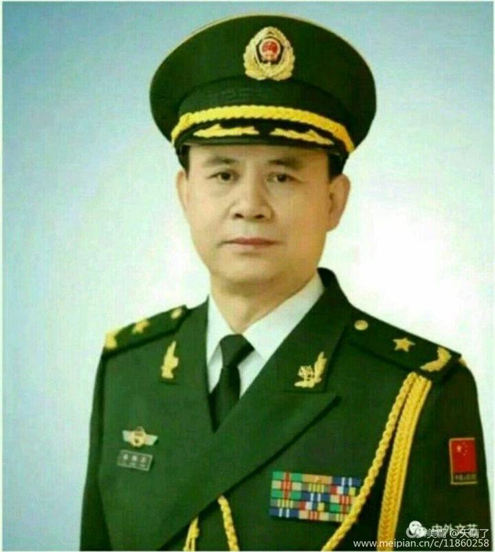 【都市头条向幸福出发编辑部】第866期 李炳天将军《边防•家乡》之十 好男儿要当兵（图4）