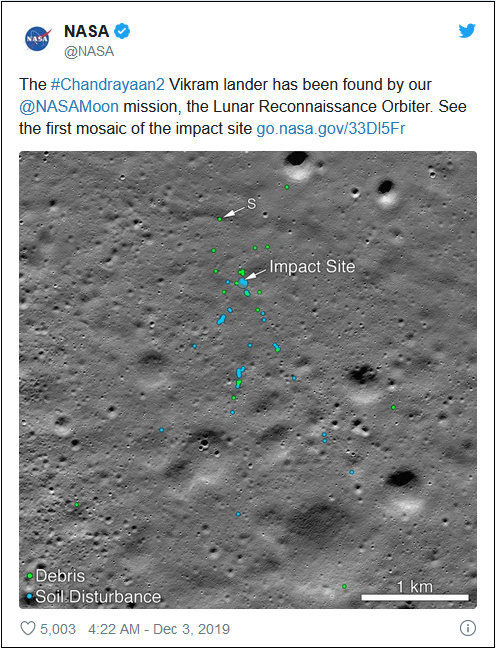 NASA周二公布的撞击点图像，其中的绿点表示碎片位置 图片来源：NASA推特截图