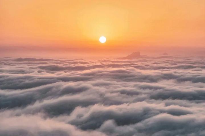 中国最接近仙境的地方老君山！云海媲美武功山，日出不输黄山