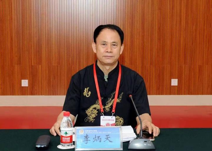 【都市头条向幸福出发编辑部】第1028期 李炳天将军《边防•家乡》之五十 月夜之约(图6)