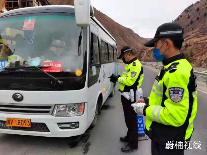 新龙县公安局 多措并举筑牢节前道路交通安全防线