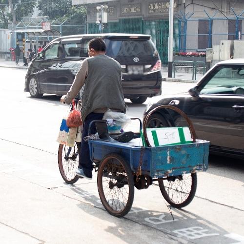 載貨人力三輪車仍偶爾在街頭見到