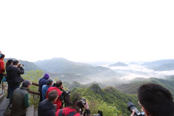 用镜头记录祖国的大好河山—记怀远县摄影家协会霍山采风活动