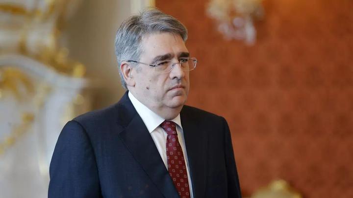 Ruský velvyslanec Alexandr Zmejevský se o vyhoštění 18 osob dozvěděl od ministra zahraničí