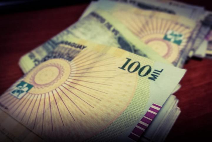 Paraguai reajusta salário mínimo, e valor chega a R$ 1,9 mil