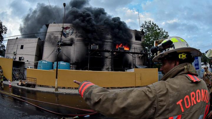 Máquinas son inflamables y habrían propiciado rápida propagación de incendio