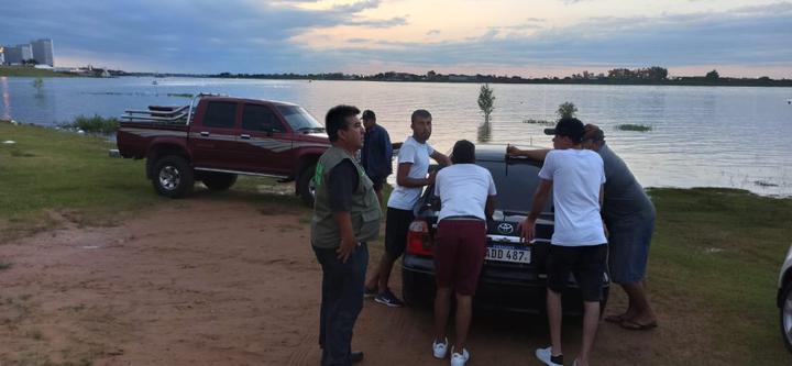 Municipalidad advierte que la Costanera de Asunción no es un sitio para emborracharse, estacionar en la Playa, escuchar música a alto volumen ni bañarse en el río - Municipalidad de Asunción