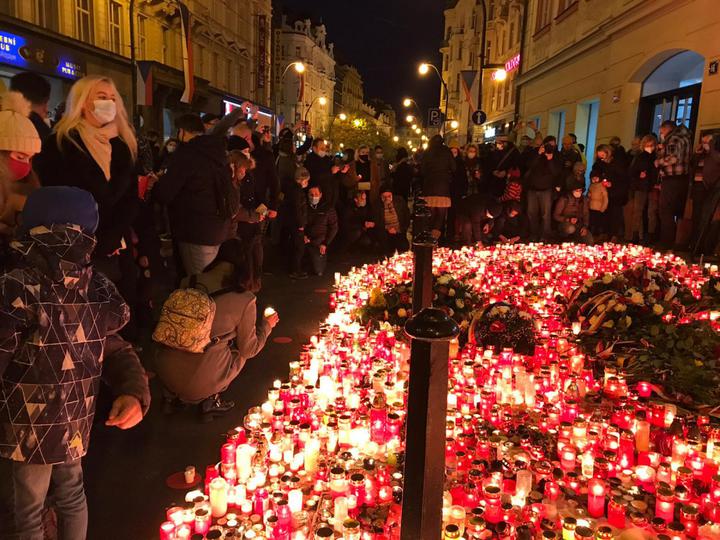 V hradeckém kraji bude k 17. listopadu řada akcí. Například v Hradci  svíčkový pochod | Zprávy | Hradecká Drbna - zprávy z Hradce a okolí