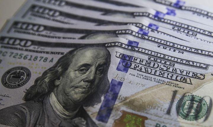 Dólar vai às máximas e supera R$ 5,25 com temores de maior aperto monetário nos EUA | Finanças | Valor Econômico