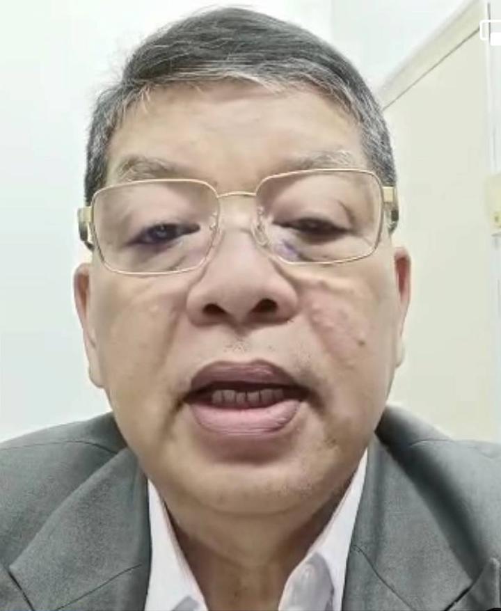 佐哈里阿都周日早上在其面子书通过视频宣布，辞去莪仑州议员职务。