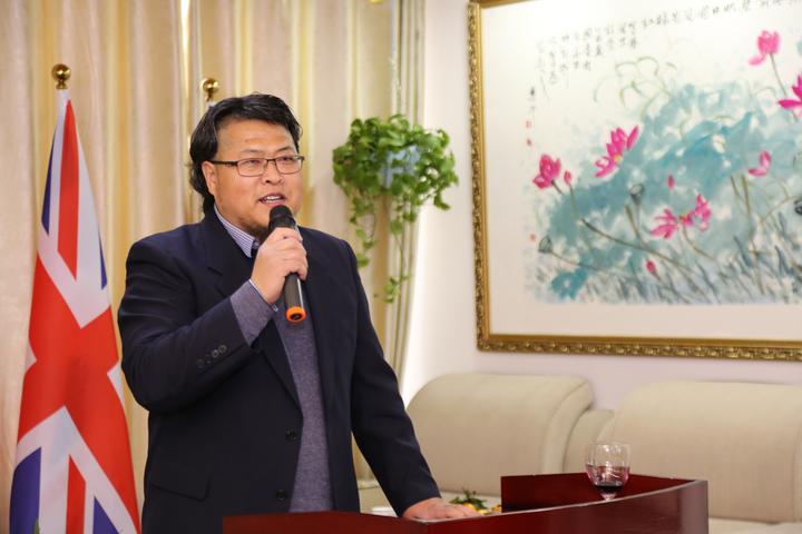 画家于学平艺术简介