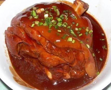 中华闽菜:红烧蹄膀