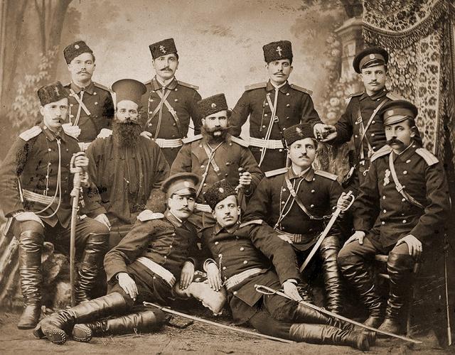 因此,例如,普希金因为在临终前违反法律而不得不向沙皇道歉