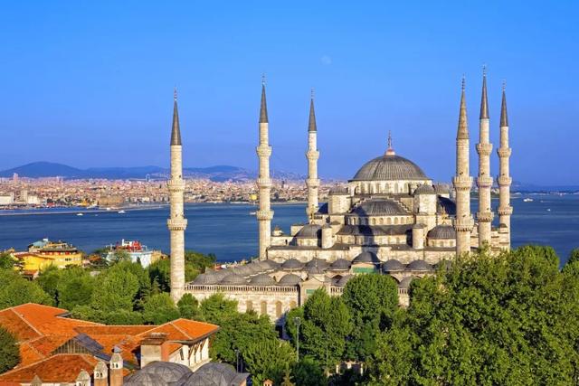 土耳其|全世界唯一拥有六座高塔的清真寺