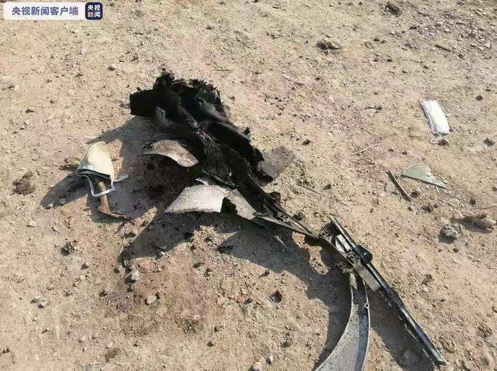 独家丨总台记者亲历伊朗坠机现场飞机全碎了
