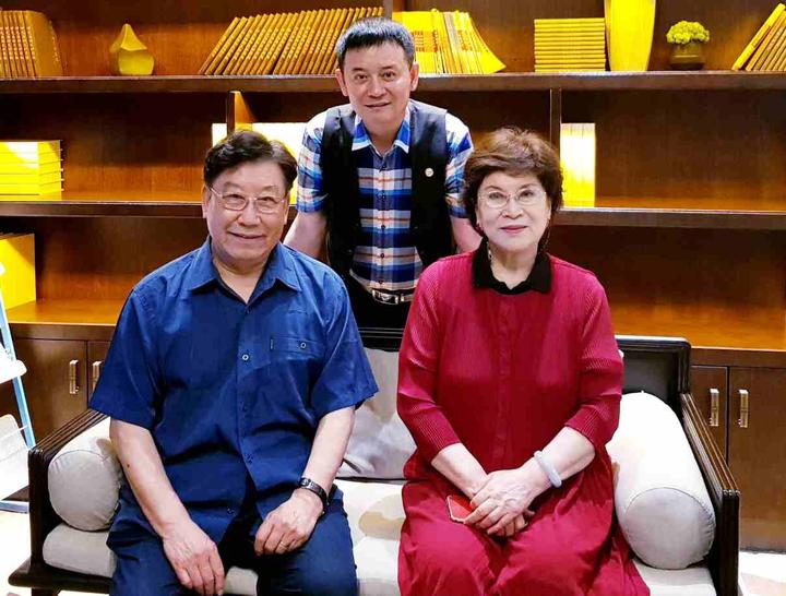 韩籍华人曹明权简历