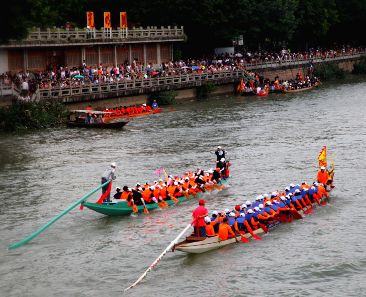 最晚端午节别样划龙舟厦大福州校友会龙舟特别抢眼