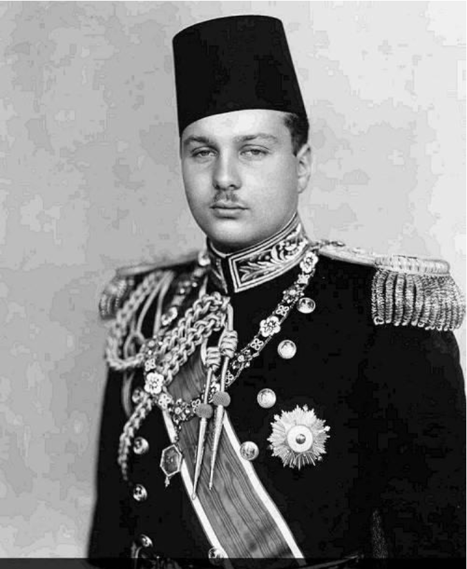 当了一辈子"熊孩子"的埃及末代皇帝有多放纵?_埃及_新闻_华人头条