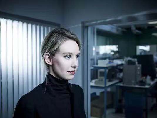 伊丽莎白.福尔摩斯