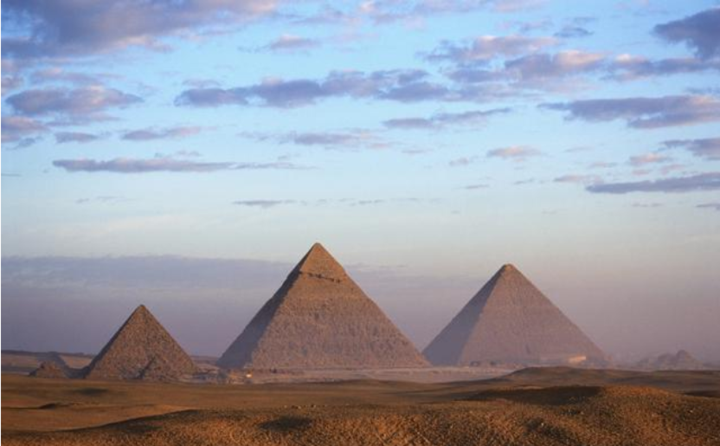 未来不可知,历史却是可以品鉴的,分享一组埃及金字塔震撼的照片