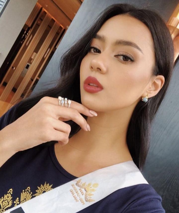 加拿大亚裔混血获选美冠军性感美貌惊为天人