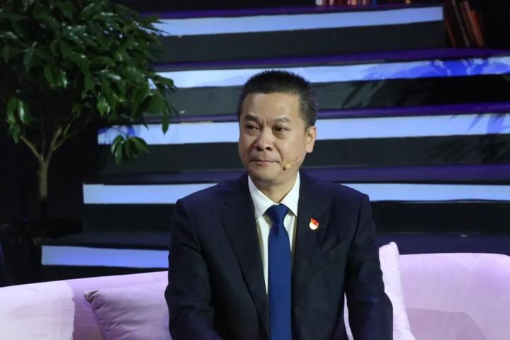 队医疗队领队,福建医科大学附属第一医院院长康德智等诸位抗疫英雄