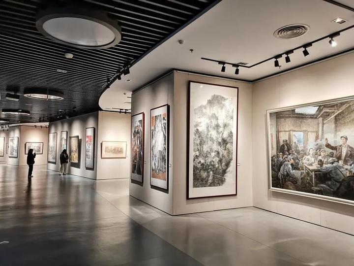 "初心永恒——赣州·龙岩红色美术作品展"在龙岩美术馆开幕啦!