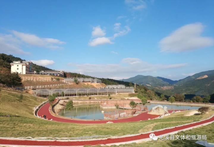 高春山庄→半山三诚→联合梯田→久泰小镇尤溪久泰小镇生态景区位于