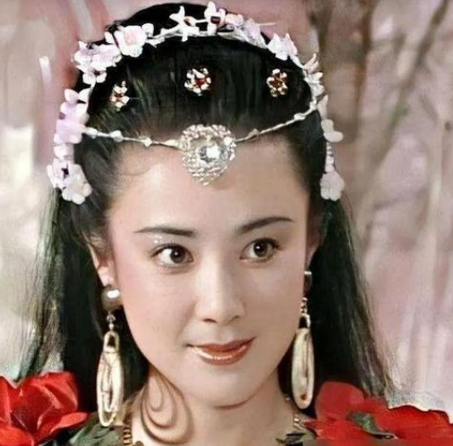 《封神榜》播出30年,86岁达奇心未老,56岁傅艺伟自毁前程