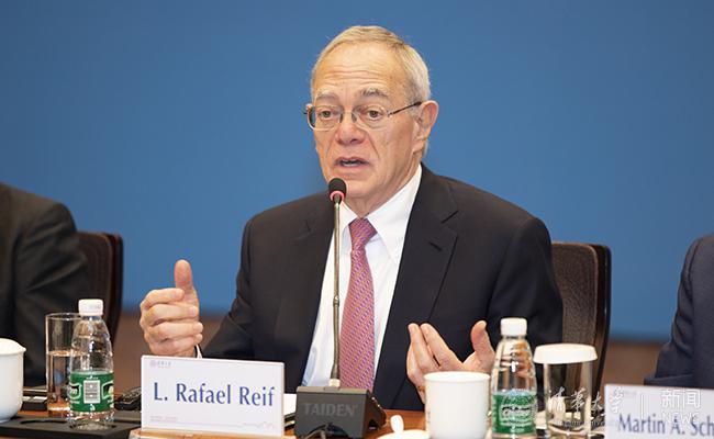 1月22日讯】(记者温友平)1月22日,麻省理工学院校长拉斐尔·雷夫(l