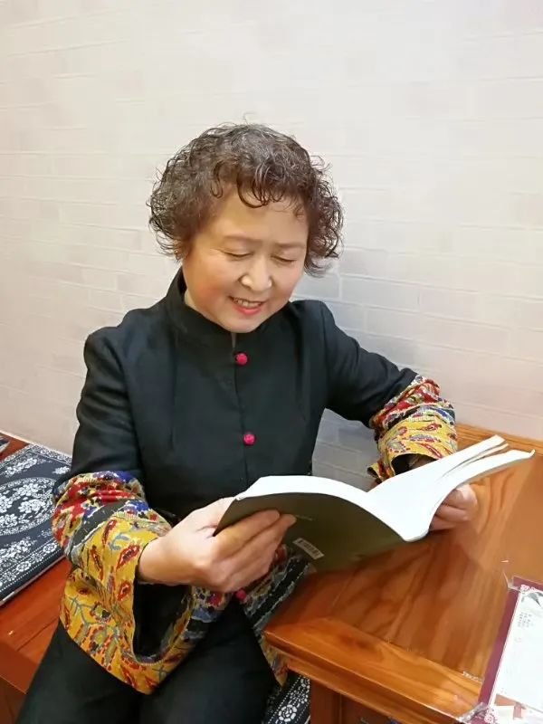 哈市香坊区图书馆开展"欢乐元宵 建党百年"元宵节主题诗会