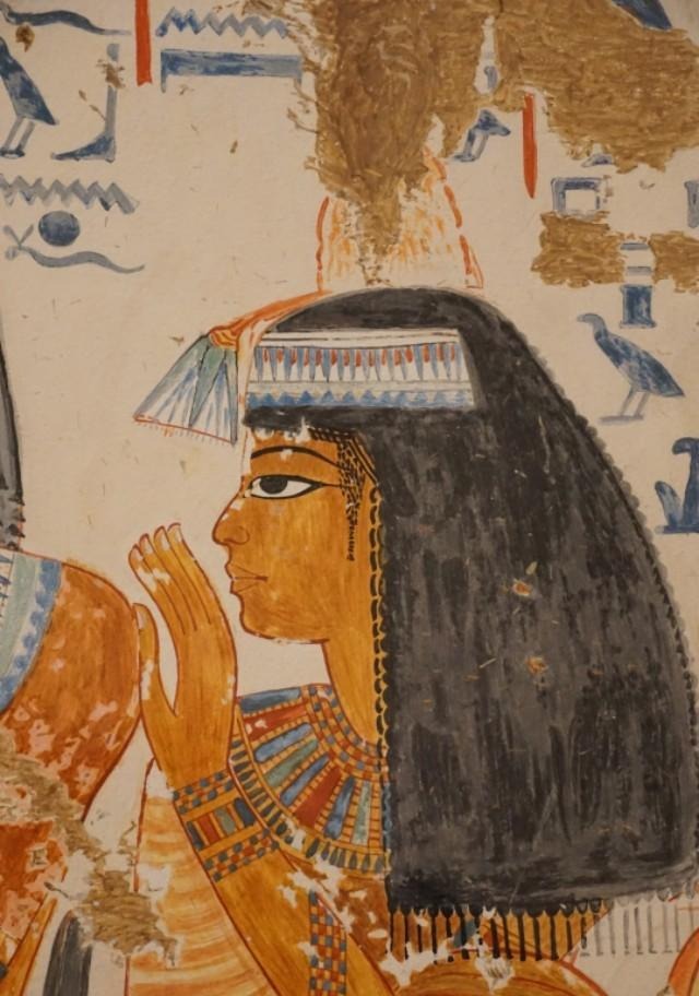 埃及贵妇和不穿衣服的仕女