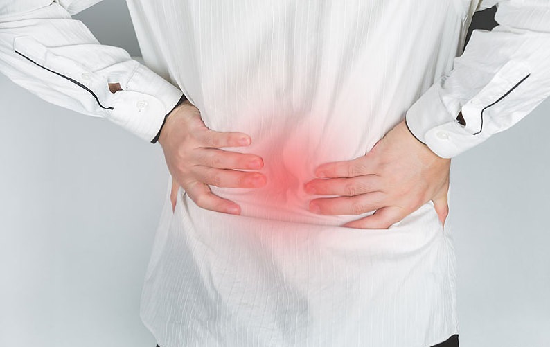 腰颈总酸痛?坐着这样"转转头","抬抬手",立刻就舒服了!