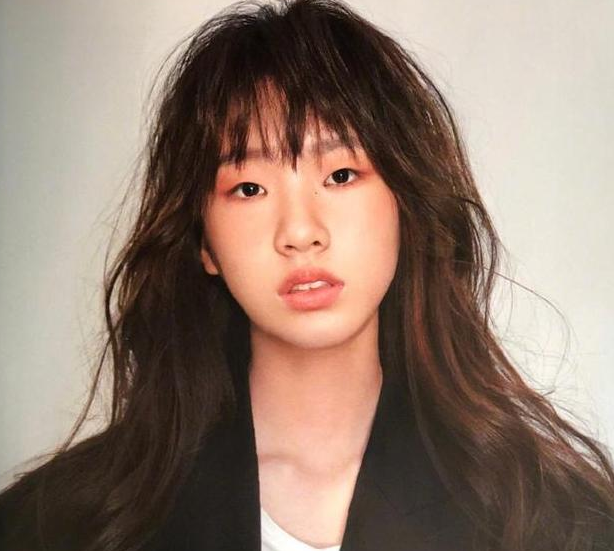 网友评论小沈阳15岁女儿高级脸,没学赵本山女儿球球整容气质天然