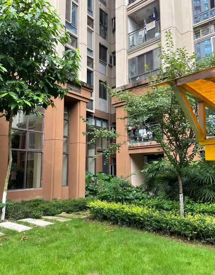 一个多月后,生父被逮捕:涉嫌故意杀人