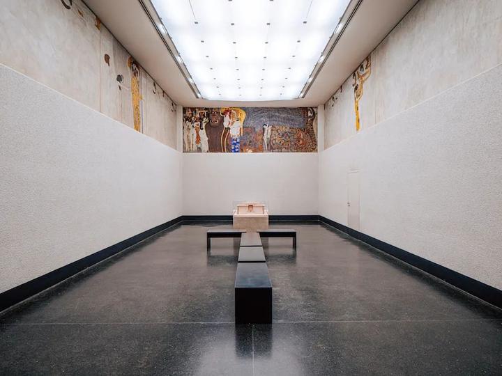 探访一座金色卷心菜