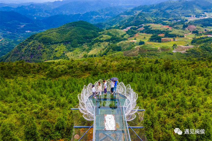 挖到一个避暑胜地这么靓的雪峰山城你还没打卡