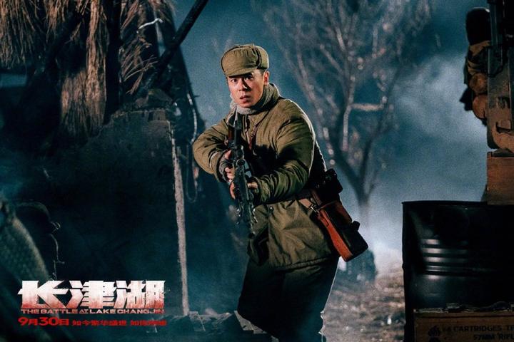 吴京易烊千玺新片好带感!战场杀敌气势太强,网友:怎么这么燃