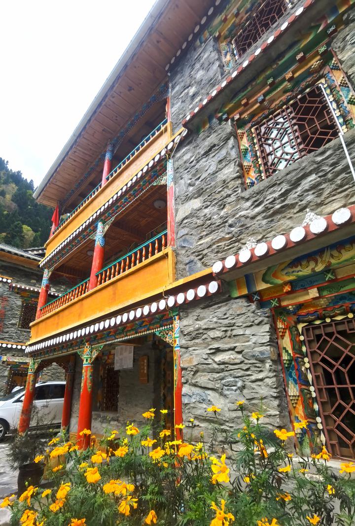 海外华文媒体走进中国最美藏寨羊茸·哈德_亚利桑那_新闻_华人头条