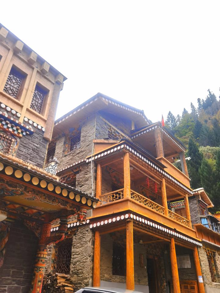 海外华文媒体走进中国最美藏寨羊茸·哈德_亚利桑那_新闻_华人头条