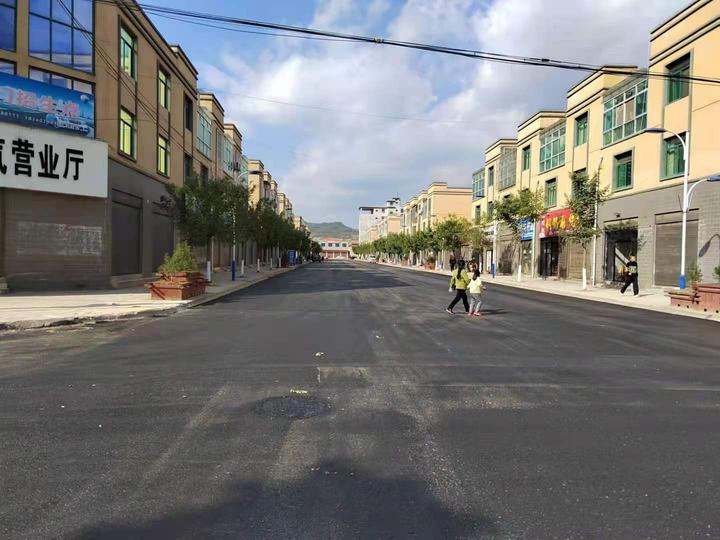 陕西商洛洛南县石门镇全力推进三拆一提升工作