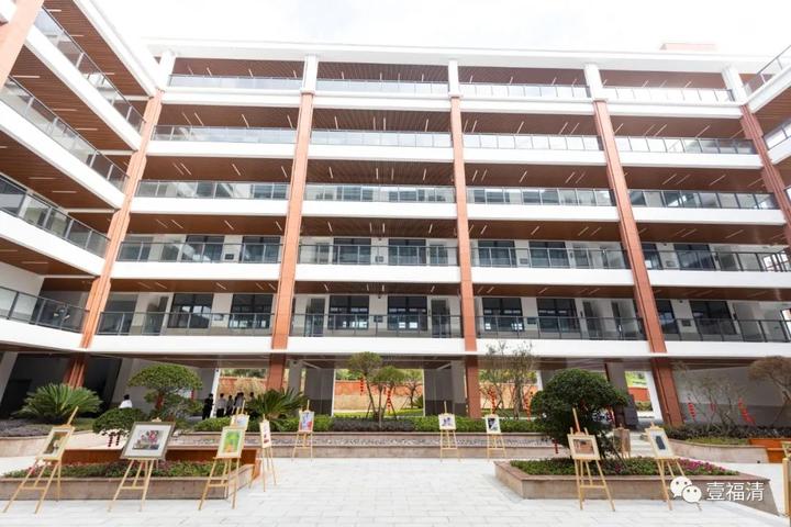 福建师范大学附属福清德旺中学高中教学综合楼落成交接,对德旺中学来
