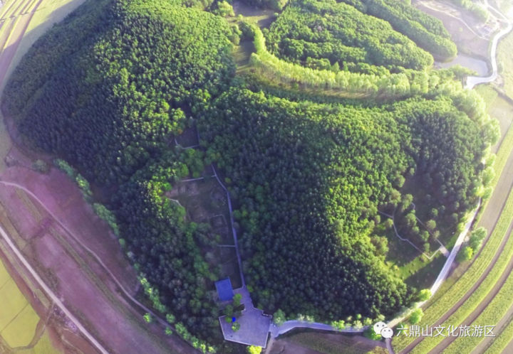 大美六鼎山海东盛国渤海遗风考寻六顶山古墓群
