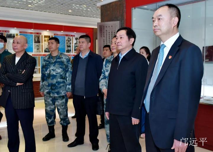 在95028部队政治工作部主任刘亚武大校,副主任白江海大校,宣传处处长