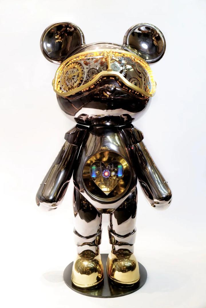 大湾区设计 | 星际熊新品首发 × 洪忠轩三(x hong