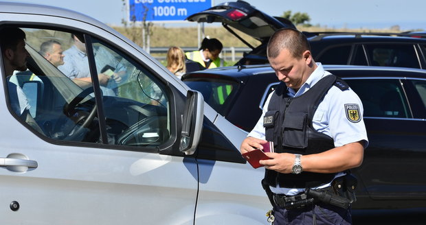 今日捷克1111菲亚拉将在数周内出任捷克总理捷克今年出口将创历史新高